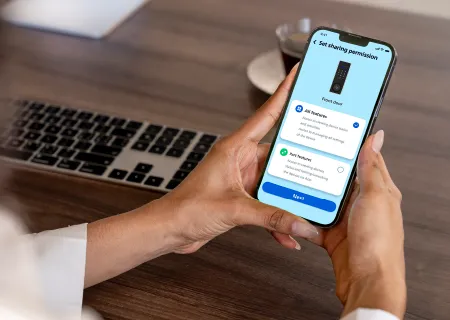 Works with voice assistants